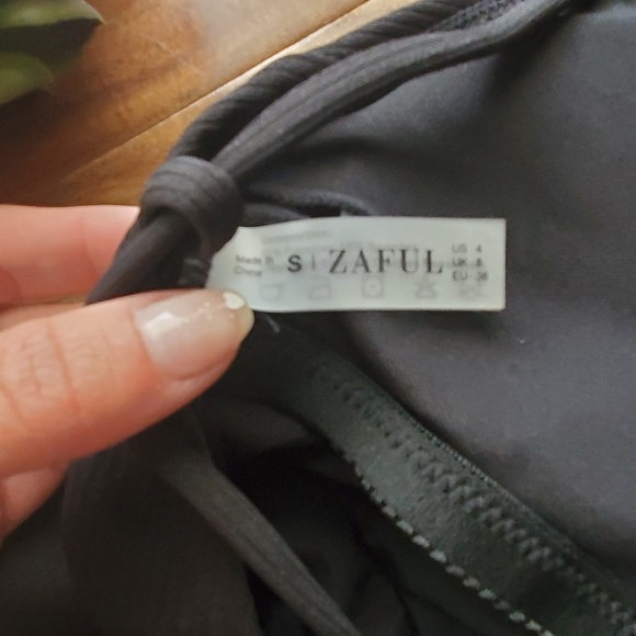 !SOLD! Zaful Ribbed Black Plunge Bikini - Picture 3 of 6